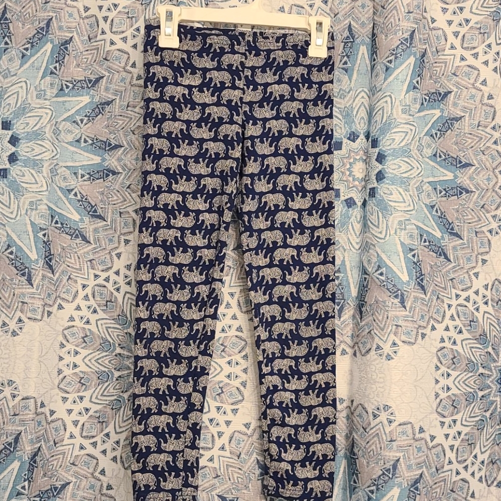 Old Navy blue elephant leggings - Size M (8)